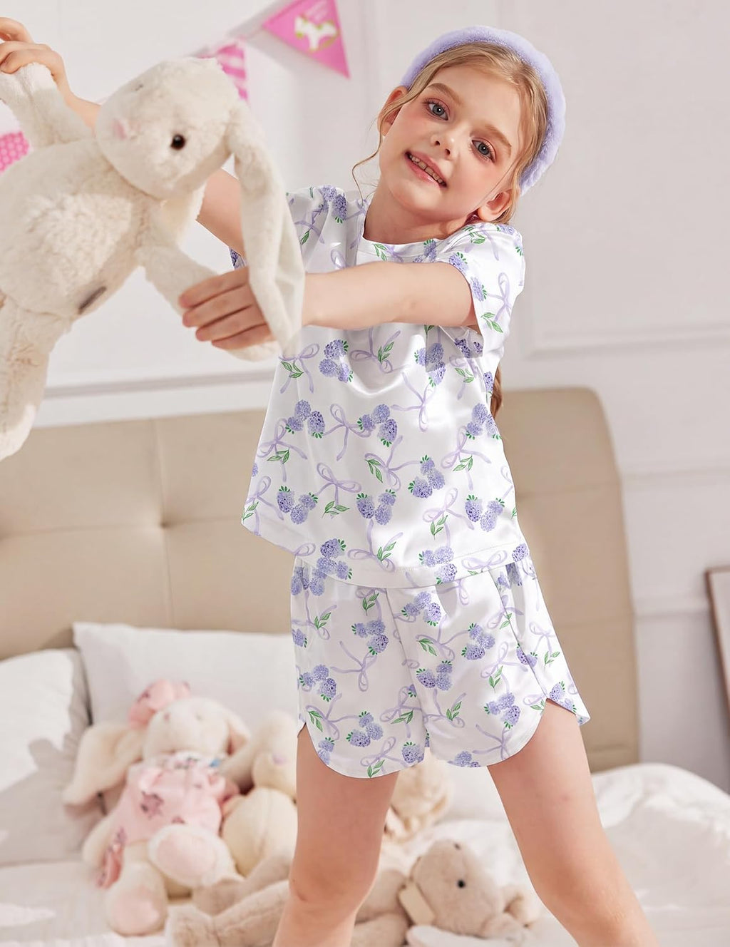 Arshiner Silky Girls Pajamas 3 Pcs Satin Short Sleeve Pjs Sleepwear Sets